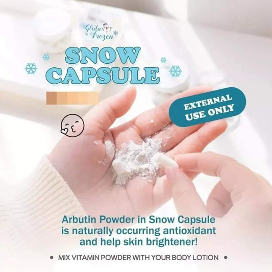 Snow Capsule Arbutin Lightening Powder in a hand, promoting whitening capsules for glowing skin with antioxidant benefits.