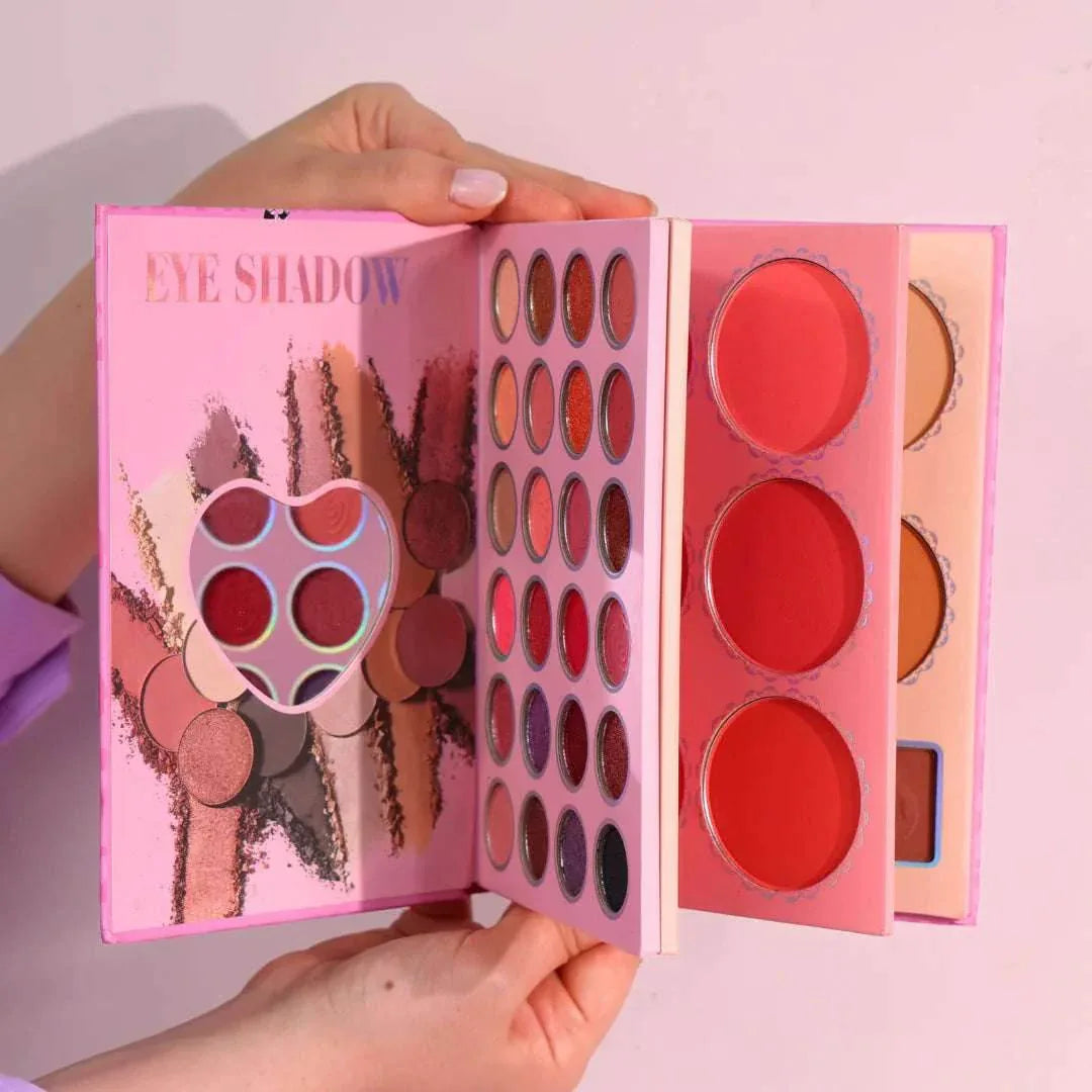 4 in 1 Makeup Palette with Vibrant Shades for All Skin Tones - - Pinky Cosmetics -- United Arab Emirates -- Pinky Cosmetics