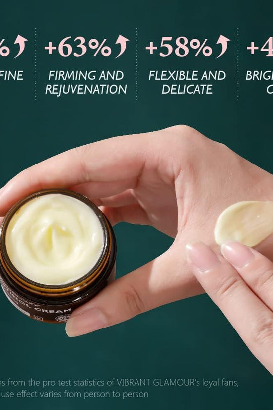 Leyoom hydrating anti-aging skin cream 30g in a glass jar, promoting fine line reduction and skin brightening with a rich texture