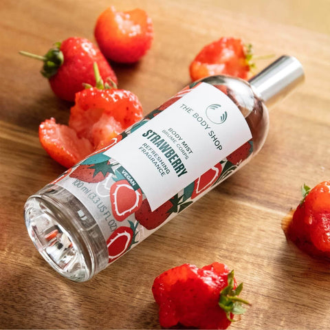 THE BODY SHOP Strawberry Body Mist - - Pinky Cosmetics -- United Arab Emirates -- Pinky Cosmetics