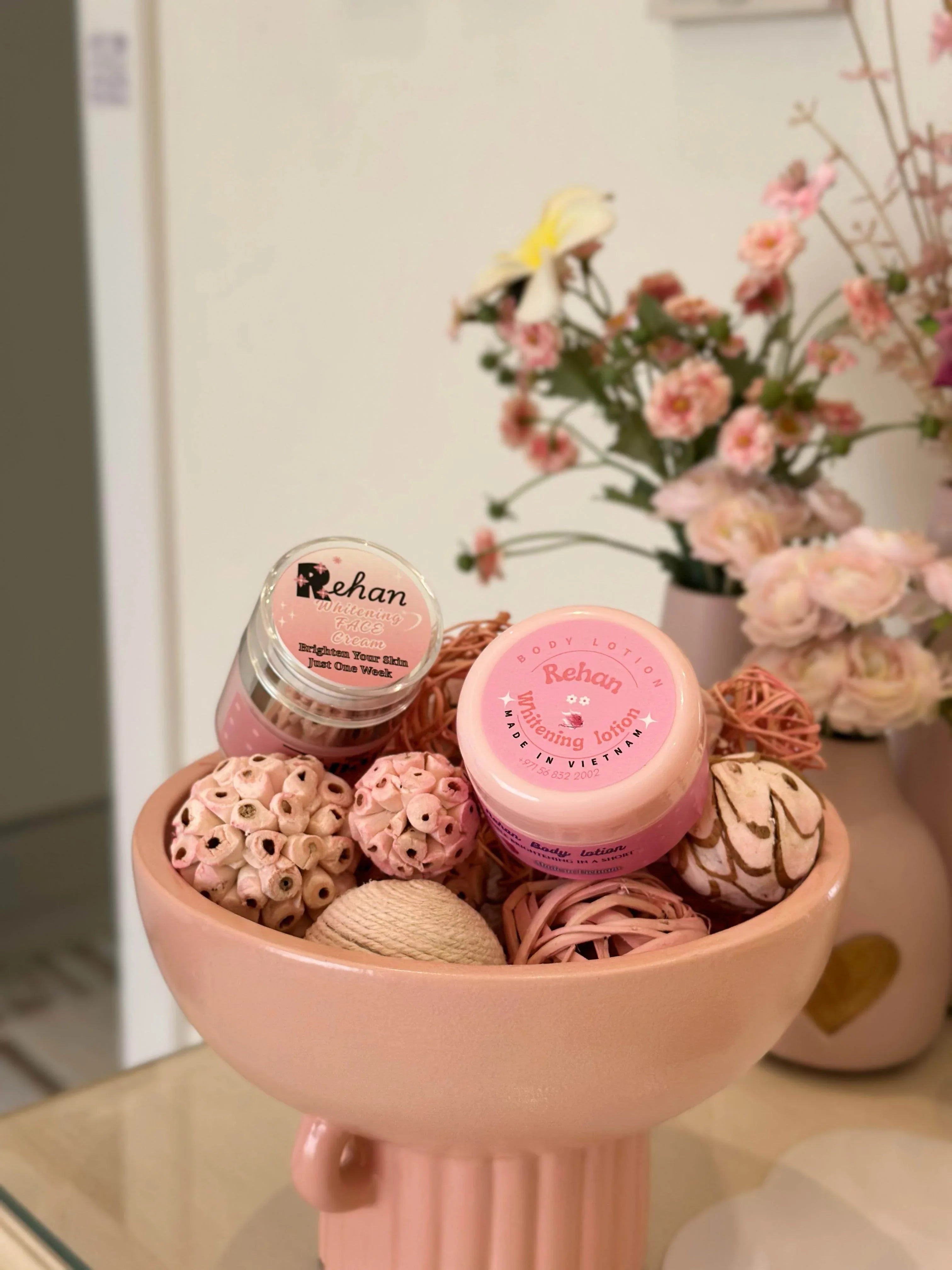 Rehan Whitening Set – Face Cream + Body Lotion - Skin Care Set - Pinky Cosmetics -- United Arab Emirates -- Pinky Cosmetics