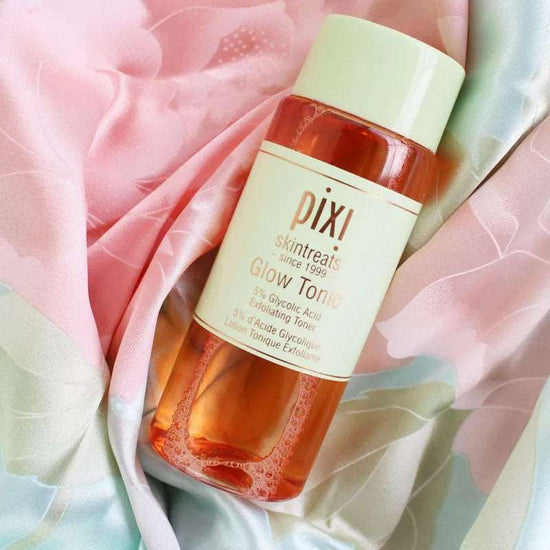 Pixi Skintreats Glow Tonic, an exfoliating toner with glycolic acid, perfect for enhancing skin glow. Pixi Skintreats Glow Tonic review.