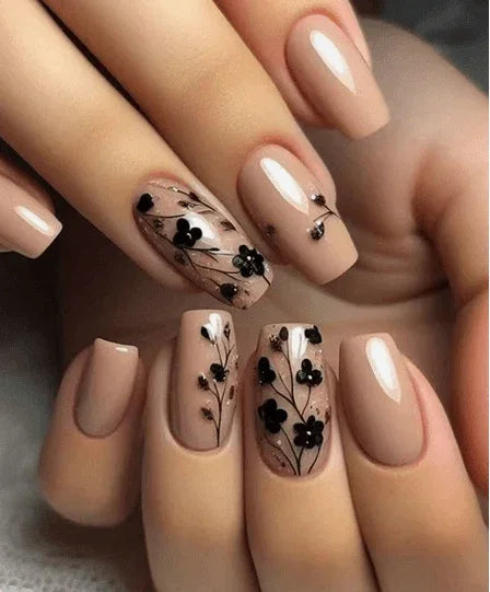 Black Flower Pattern Press On Nails for Stylish & Easy Nail Art - - Pinky Cosmetics -- United Arab Emirates -- Pinky Cosmetics