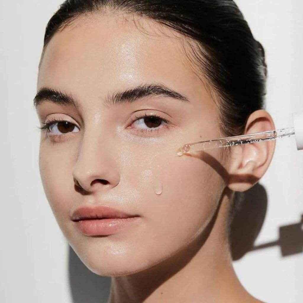 SKIN1004 Centella Brightening Ampoule – Tone-Perfecting Serum - Brightening Facial Serum / Ampoule - SKIN1004 -- United Arab Emirates -- Pinky Cosmetics