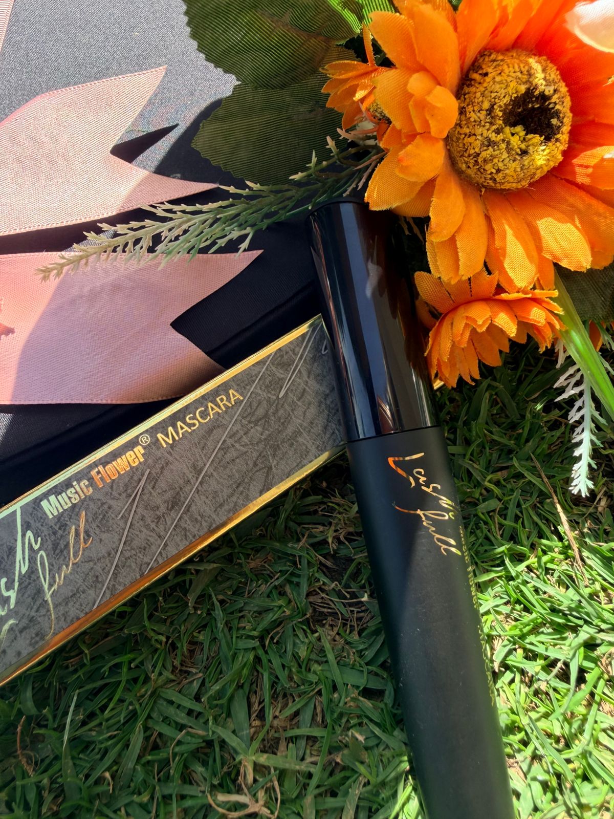 Music Flower Matte Winged Eyeliner Deep Black Matte Finish Music Flower Eyeliner  Pinky Cosmetics