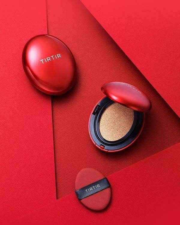TIRTIR Red Cushion Foundation – Flawless Long-Wear Glow - Face Makeup - TIRTIR -- United Arab Emirates -- Pinky Cosmetics