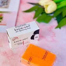 Kojie San Fruit Soap - Natural Skin Lightening Papaya Soap 135g - Natural Lightening Soap - Kojie San -- United Arab Emirates -- Pinky Cosmetics
